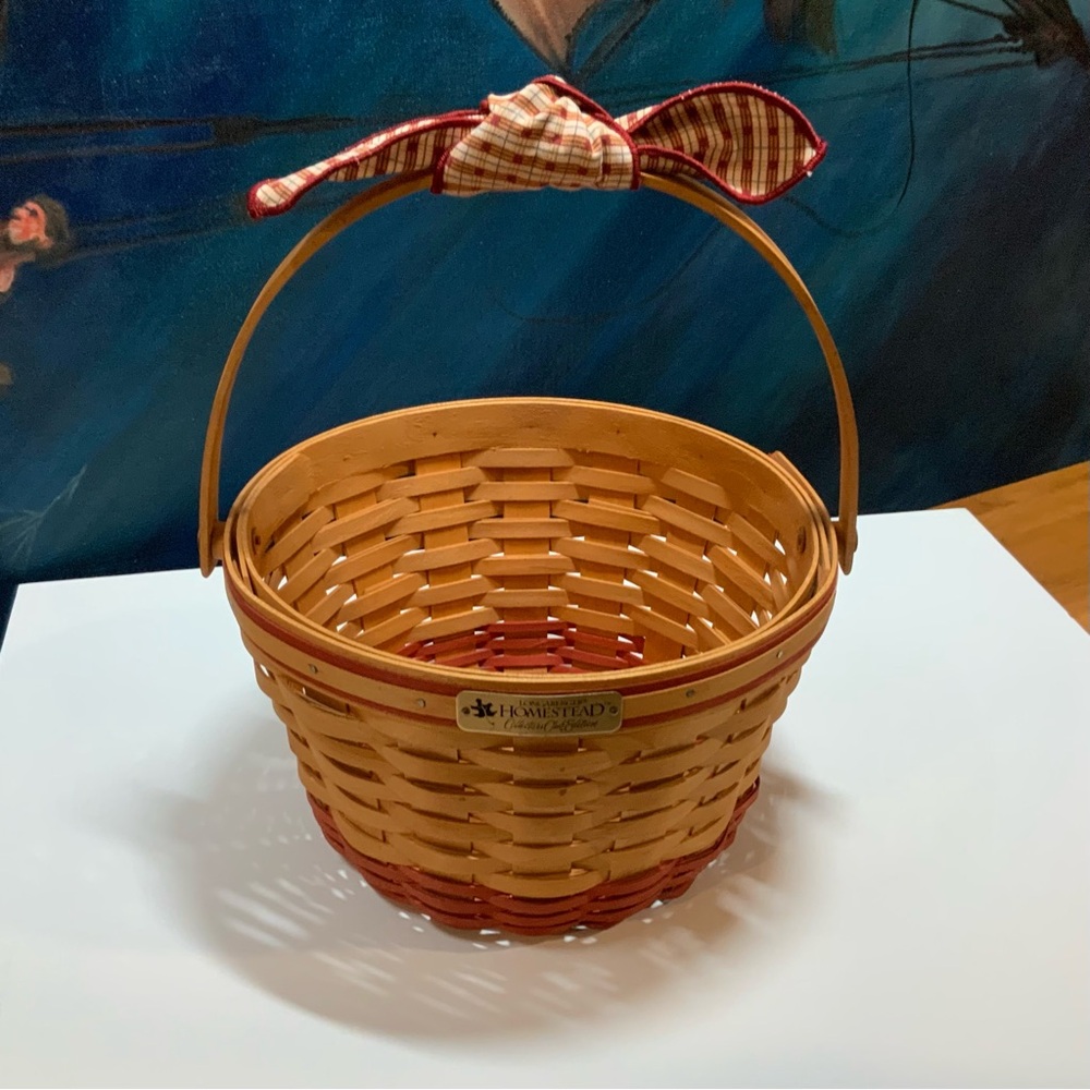 Longaberger Homestead 10” Round Basket